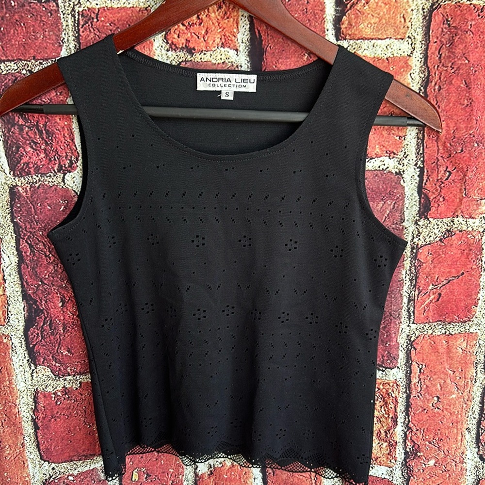 ANDRIA LIEU collection black tank top size small